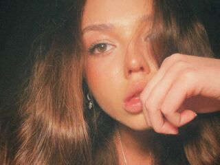 mastubating web cam girl JanyceCruden