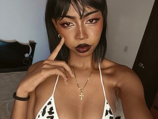 camslut showing pussy JazCrochet