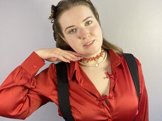 girl showing tits JeannettaMahley