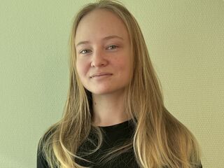 webcamgirl chat room JeniferFerrarini