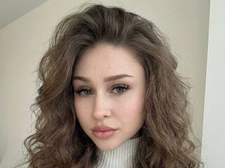 beautiful cam girl JunitaDroze