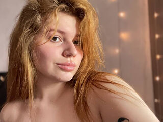 naked webcamgirl photo KasandraSunrises