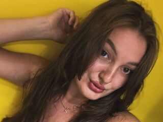 camgirl playing with sextoy KattieKonarski
