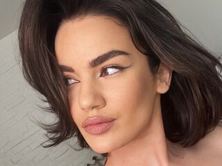 chatslut KiraAngella