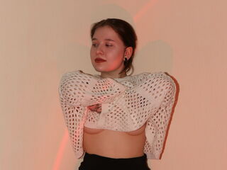 cam slut chat room KyllieVoss