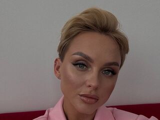 hardcore cam LanaDeFill