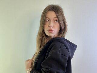 fingering cam girl video LeonilaKesling