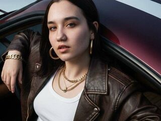 masturbating webcam girl LeraMednis