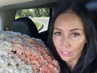 hot girl webcam video LipaWild