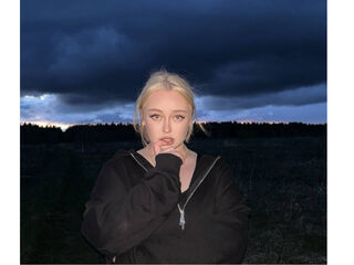 naughty camgirl picture LitaBloom