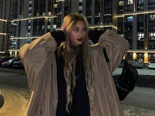 camgirl live porn webcam LizaKitchin