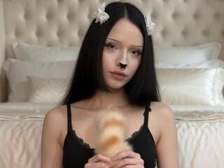 naked camgirl photo LoraineWebley