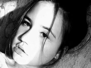 free liveshow LoriFlox