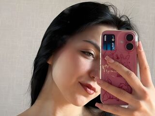 girl fingering shaved pussy MalorieDelgreco