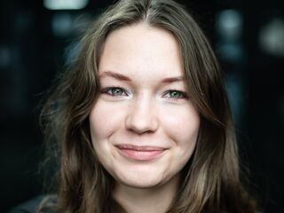 camgirl chat room MargertSpinoza