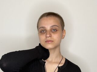cybersex chatroom MargrettHussar