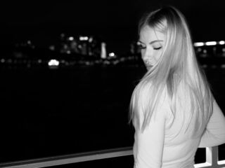 camgirl porn web cam MariBrandel