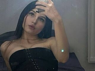 beautiful cam girl MariCrueze