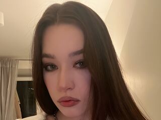 camgirl showing tits MarinaNice