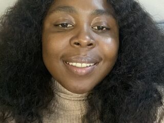 strip tease show MayaBrownn