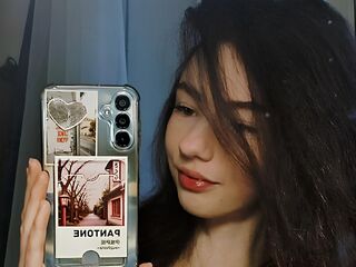 webcam stripper MitziBreech