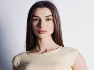 free nude webcam show MyriamDonalson