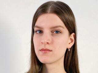 cam whore MyrtieKatula