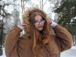 fingering webcamgirl NilaKistenmacher