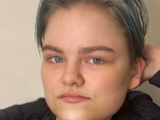 cam girl webcam NilaPerine