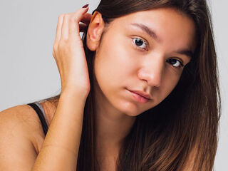 naked girl with webcam fingering pussy NoeliaZiler