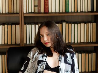 naked girl with webcam fingering pussy NooraMoore