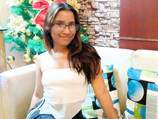 camgirl fingering wet pussy OdetteBelle