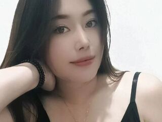 camwhore spreading pussy Ravenliiy