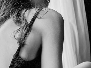 free live webcam video RemaRoy