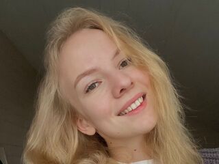 naked webcamgirl video RonaFichtner