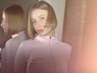 shower RosinaHeverley