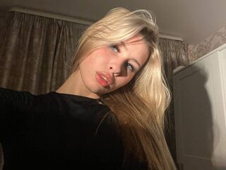 webcam girl chat RowanBellamy