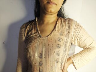 fingering RubbynaKhan