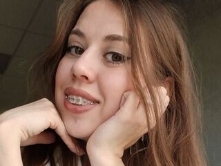 naughty camgirl masturbating with dildo SashaStaback