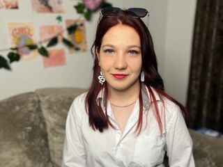 camgirl playing with sextoy SelenaGrow