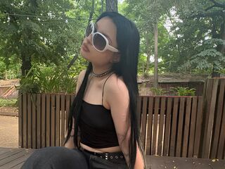 free online chat ShemikaGnerre