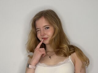 sexy live cam girl SheridanHourani