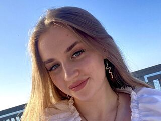 chatroom webcam photo SonyMiller