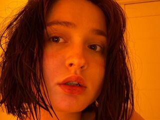 hot cam whore SudieBattista