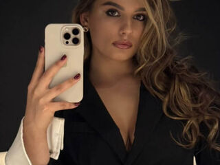 camgirl spreading pussy TaHillmer