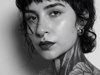 cybersex chatroom ValentineSaenz