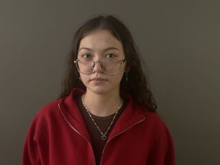 hot girl live cam ValeriRemedies