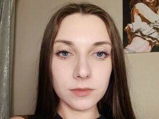 camgirl masturbating with dildo VernaSchusterman