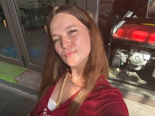 cam girl masturbating with dildo WilmaAllison