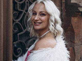 camgirl sexchat WilsonAvery